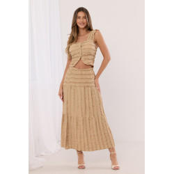 Teksturowany komplet z ozdobnymi falbanami i guzikami