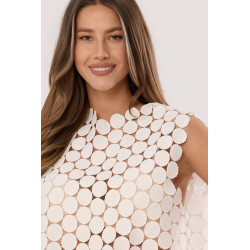 Ażurowy komplet z trójwymiarową aplikacją w koła