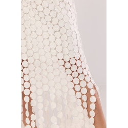 Ażurowy komplet z trójwymiarową aplikacją w koła