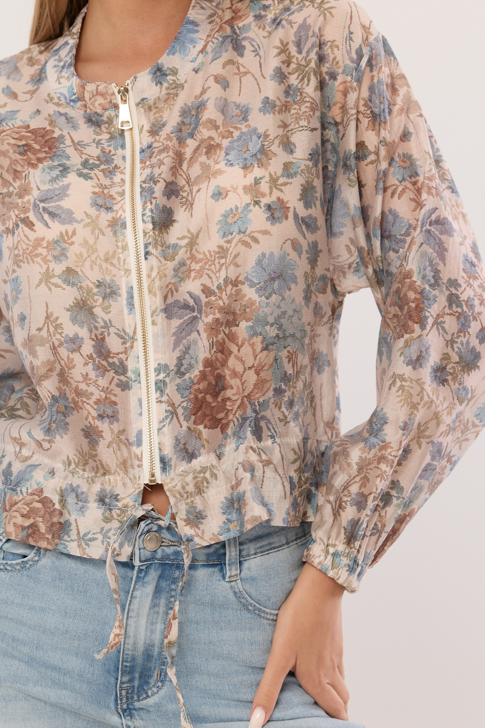 Kurtka typu bomber z nadrukiem kwiatowym