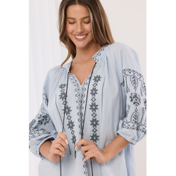 Bluzka boho z haftem i chwostami