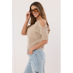 Ażurowy sweter z wycięciami na ramionach