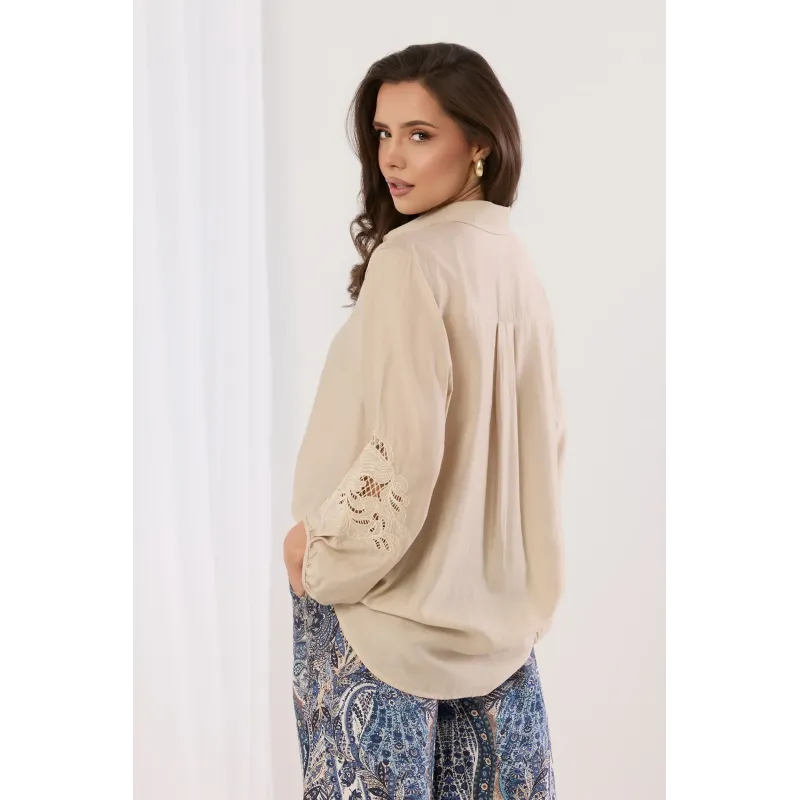 Koszula boho z haftem i bufiastymi rękawami