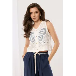 Ażurowa kamizelka boho z haftem motyla