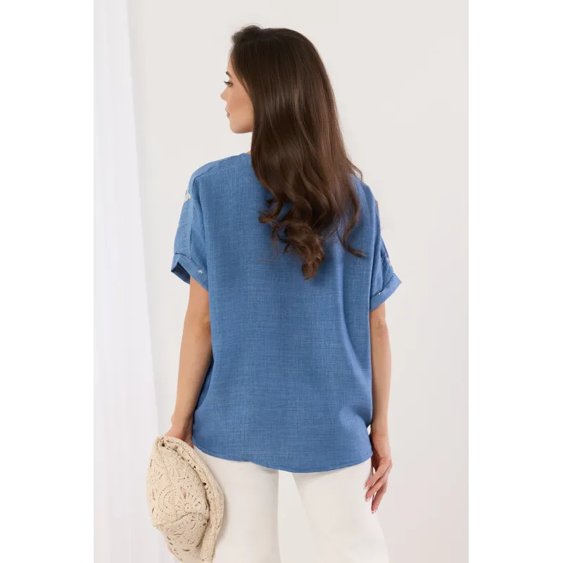 Bluzka z florystycznym haftem i dekoracyjnym wykończeniem