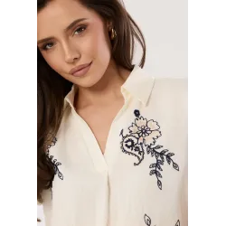 Bluzka z krótkim rękawem i etnicznym wzorem