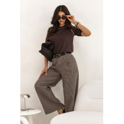 SWETER Z KONTRASTOWYM OBSZYCIEM