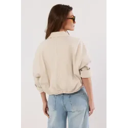 Kurtka bomberka z kieszeniami zapinana na guziki