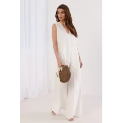 Komplet z asymetryczną bluzką z koronką i szerokimi spodniami