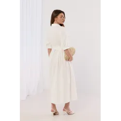 Sukienka maxi z szydełkową aplikacją i wiązaniem w talii