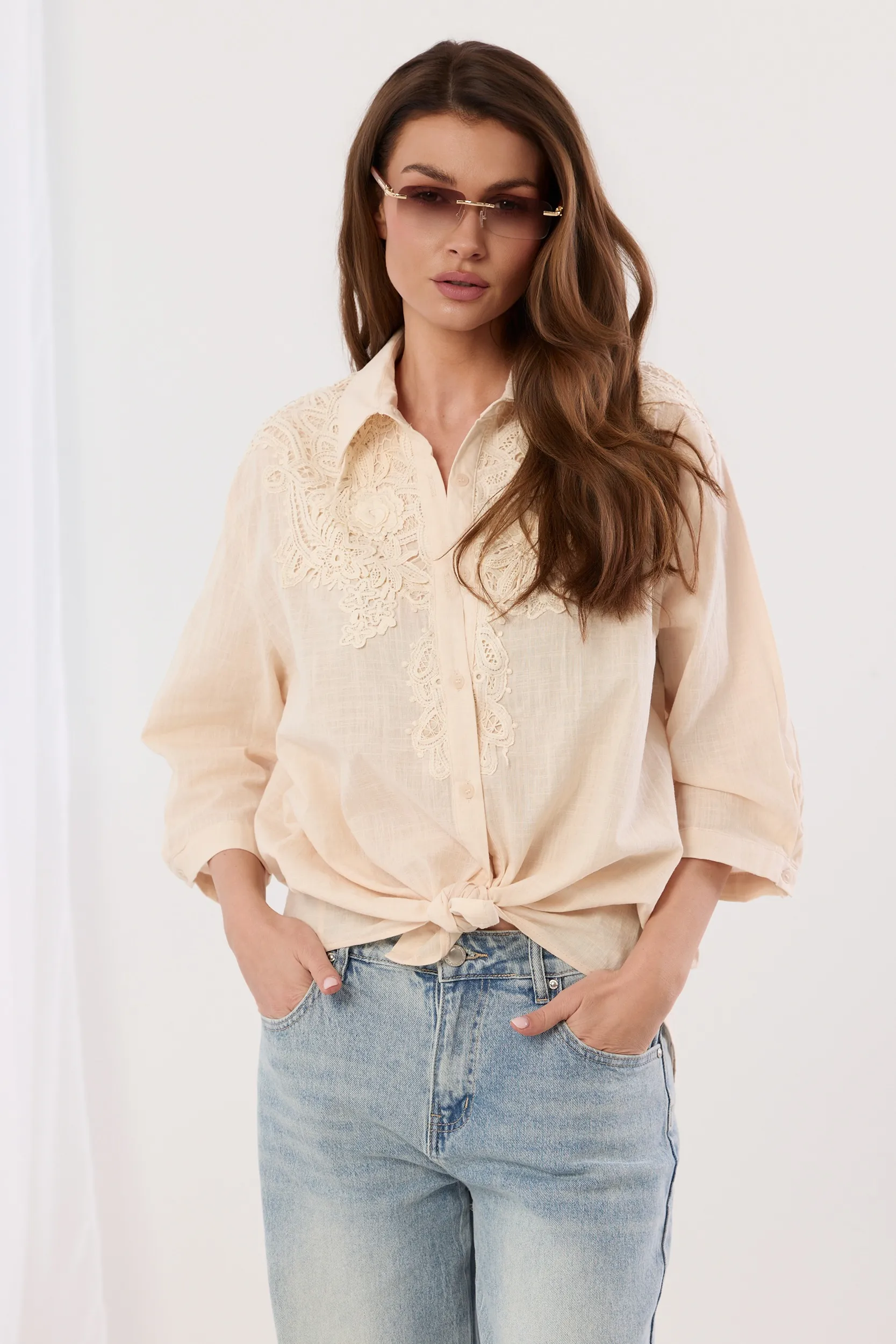 Lniana koszula boho z haftowaną aplikacją