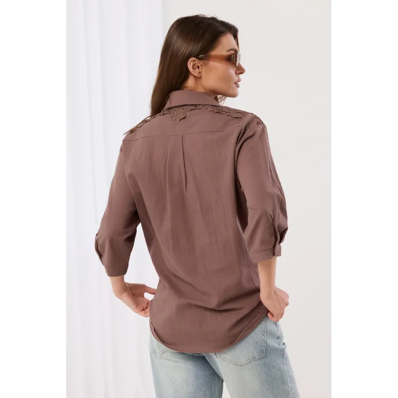 Lniana koszula boho z haftowaną aplikacją