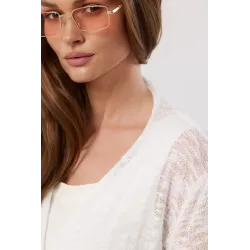 Kardigan o lekkim splocie