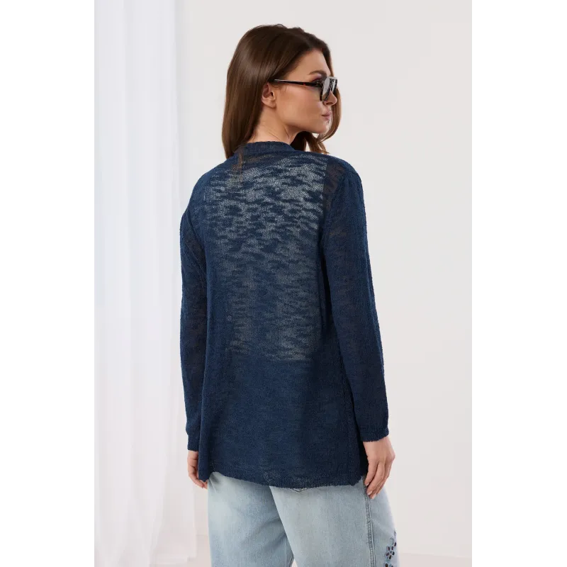 Kardigan o lekkim splocie