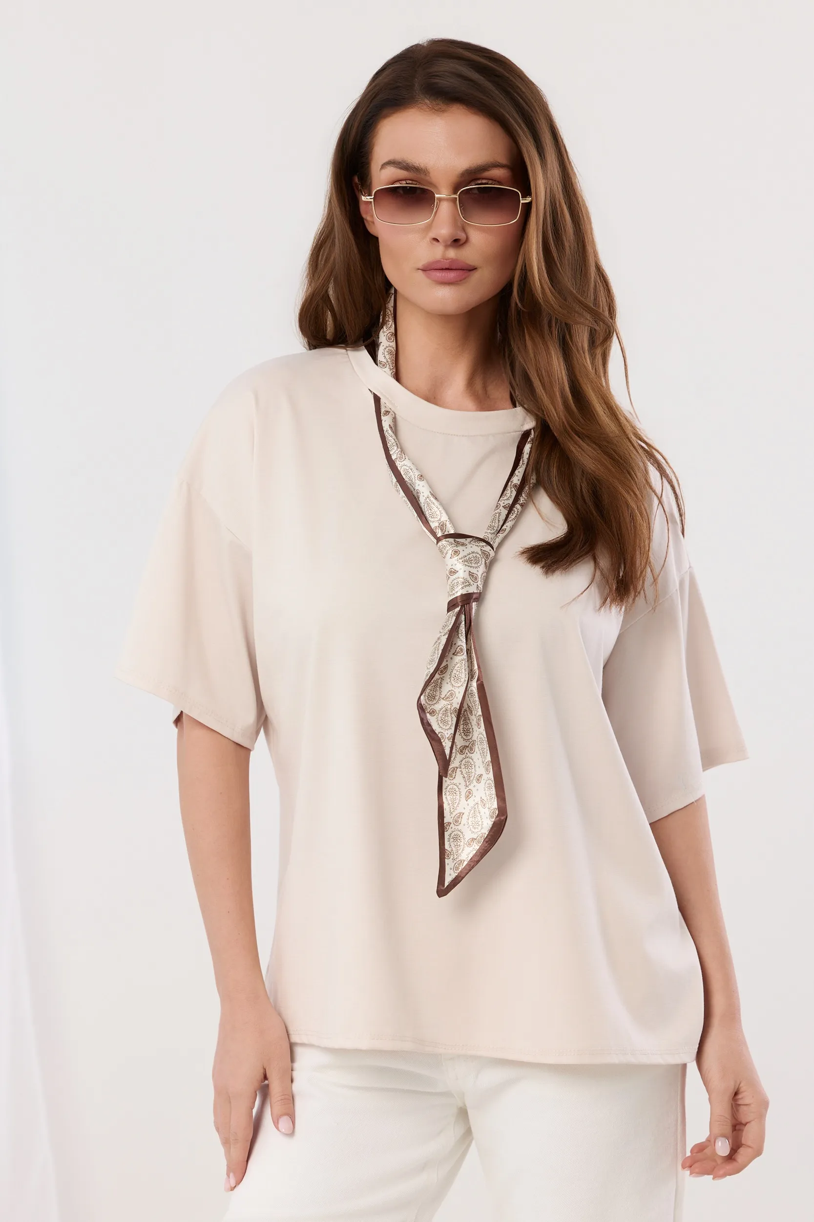 Bawełniana bluzka z dekoracyjnym krawatem