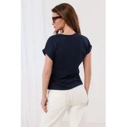 Bluzka z krótkim rękawem i ozdobnym wiązaniem z wzorem paisley