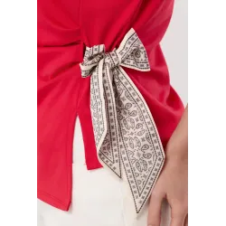 Bluzka z krótkim rękawem i ozdobnym wiązaniem z wzorem paisley