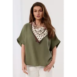 Bluzka oversize z ozdobną apaszką