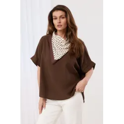 Bluzka oversize z ozdobną apaszką