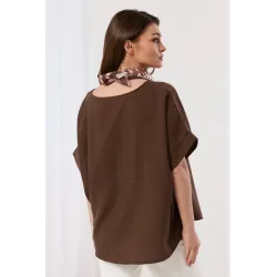 Bluzka oversize z ozdobną apaszką