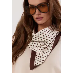 Bluzka oversize z ozdobną apaszką