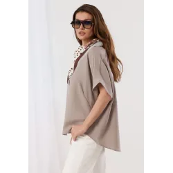 Bluzka oversize z ozdobną apaszką