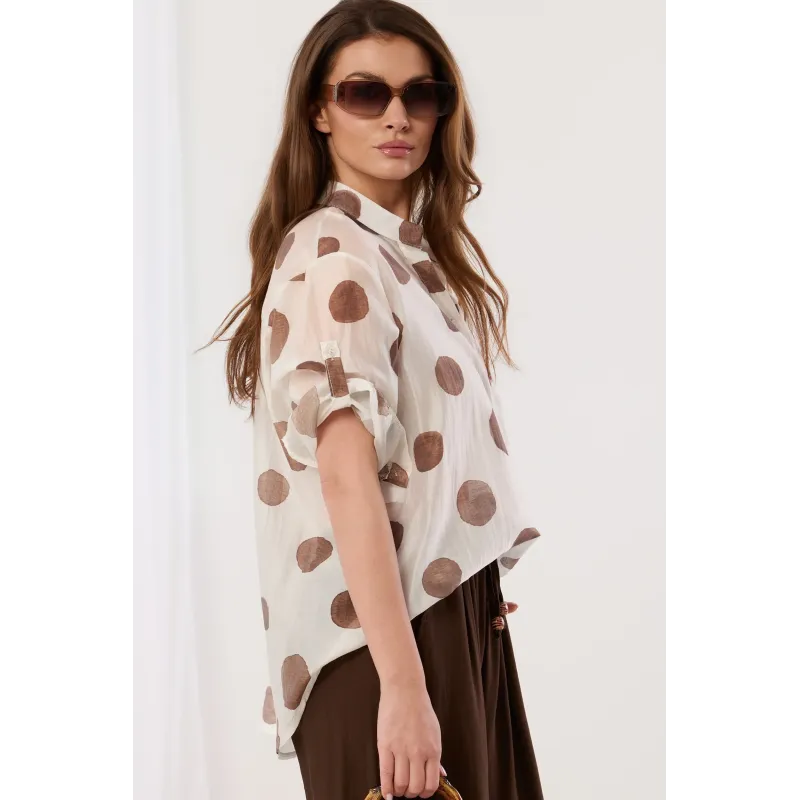 Przewiewna bluzka z krótkim rękawem w duże grochy