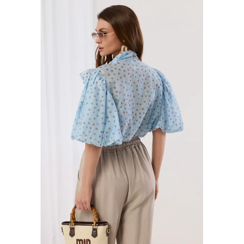 Koszula w grochy z bufiastymi rękawami i wiązaniem pod szyją