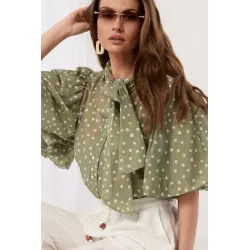 Koszula w grochy z bufiastymi rękawami i wiązaniem pod szyją