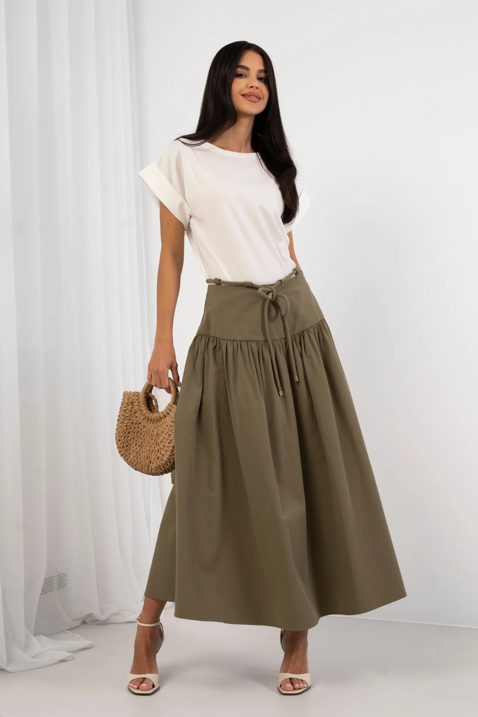 Rozkloszowana spódnica maxi z ozdobnym sznurkiem