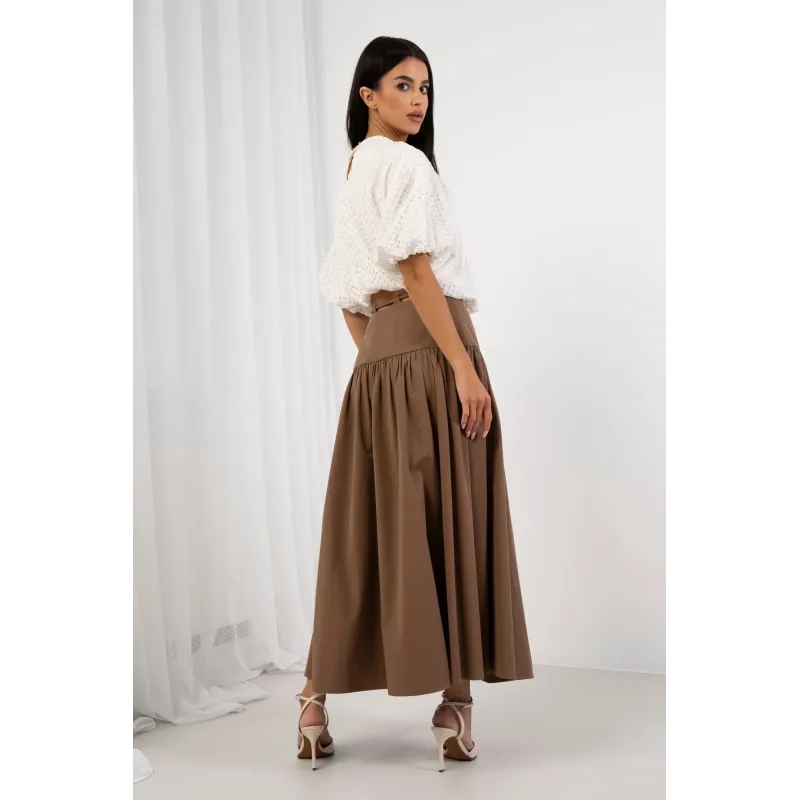 Rozkloszowana spódnica maxi z ozdobnym sznurkiem