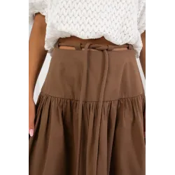 Rozkloszowana spódnica maxi z ozdobnym sznurkiem
