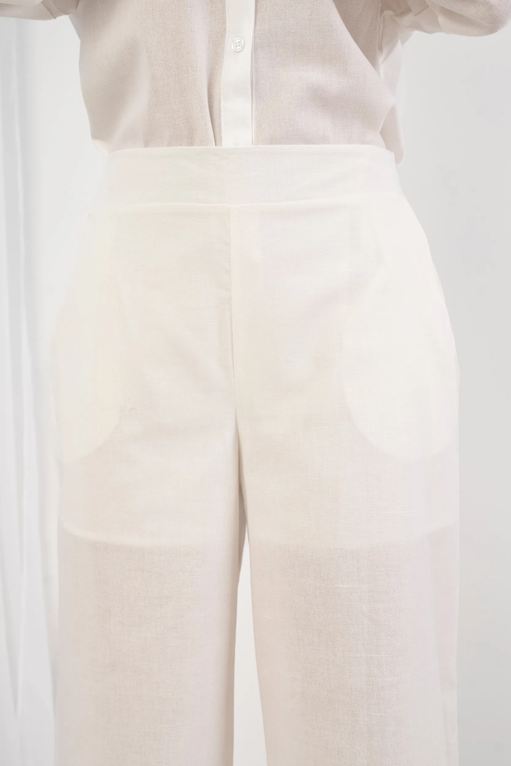 Lekkie spodnie wide leg z kieszeniami