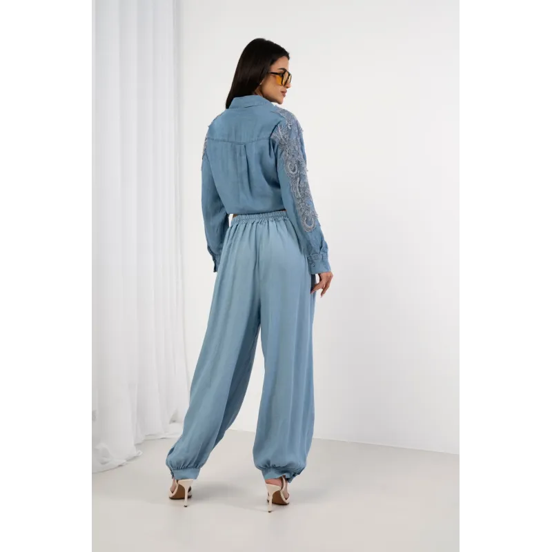 Spodnie z lejącej tkaniny typu alladynki