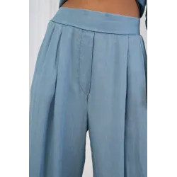 Spodnie z lejącej tkaniny typu alladynki