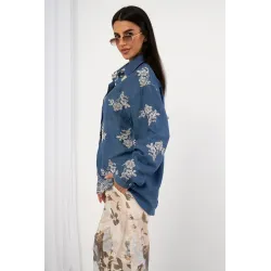 Koszula boho z haftem i ozdobnym wykończeniem