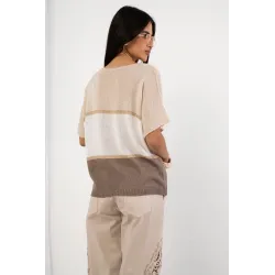 Sweter z metaliczną nitką i krótkim rękawem