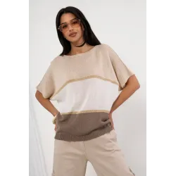 Sweter z metaliczną nitką i krótkim rękawem