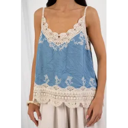 Top na ramiączkach z haftem i falbanką