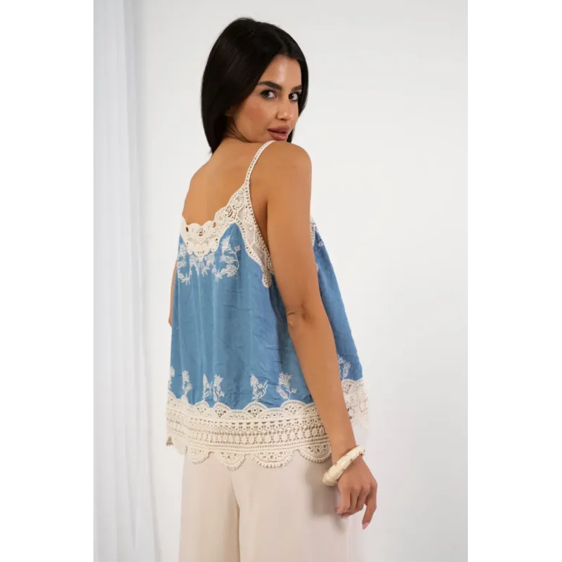 Top na ramiączkach z haftem i falbanką