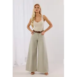 Jeansy wide leg z postrzępioną nogawką