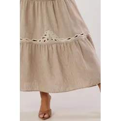 Spódnica maxi w stylu boho z haftowanym ażurem | Hurtownia odzieży damskiej online