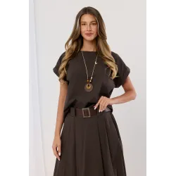 Komplet z bluzką z naszyjnikiem i spódnicą midi z paskiem