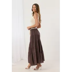 Długa spódnica warstwowa z ozdobnym sznurkiem