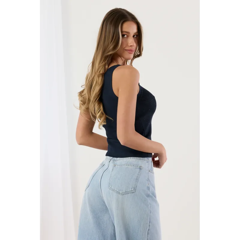 Prążkowany top z połyskującymi drobinkami