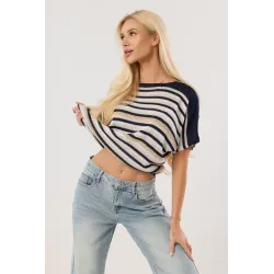 Lekki sweter z krótkim rękawem w pasy z metaliczną nitką