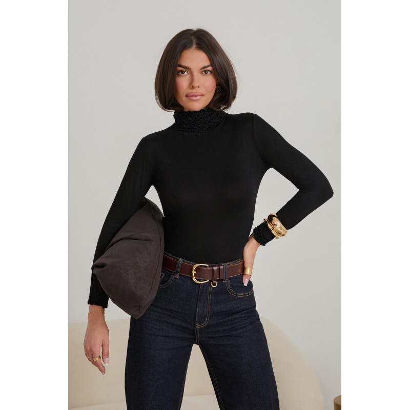 BLUZKA Z ELASTYCZNEJ DZIANINY Z FAKTUROWANYM GOLFEM