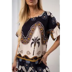 Komplet boho z bluzką z falbanami i spodniami w etniczny wzór