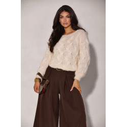 SWETER O WARKOCZOWYM SPLOCIE Z METALIZOWANĄ NICIĄ