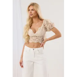 Koronkowy crop top z bufiastymi rękawami i wiązaniem na plecach